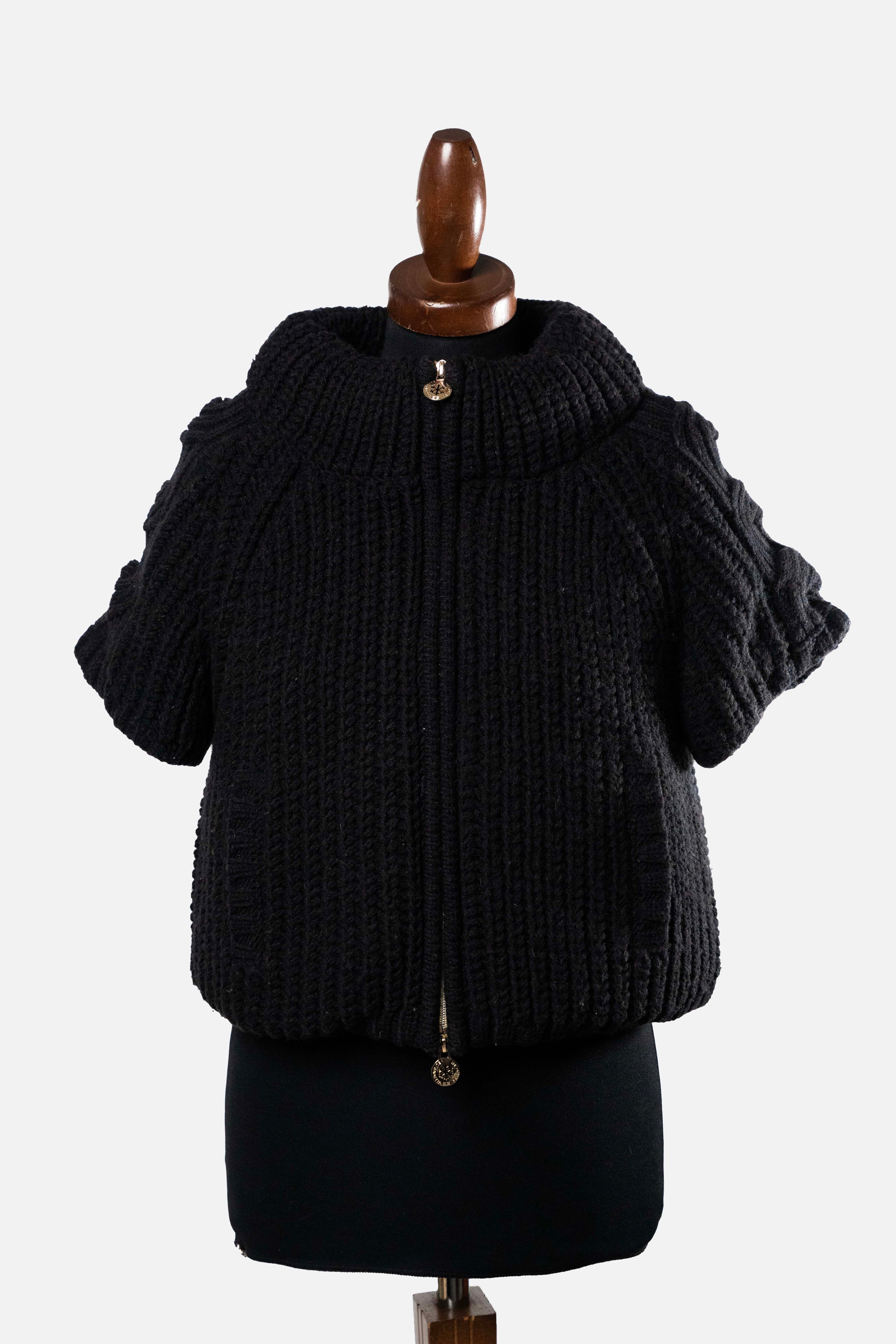 Elisabetta Franchi Black Chunky Knit Bolero/Cardigan